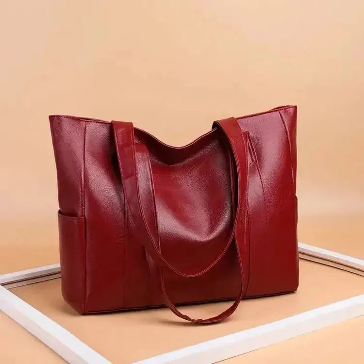 Clara's Simple Elegance | High-End Shoulder Bag 