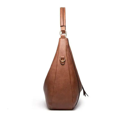 Clara's Timeless Versatility | Premium Leather Shoulder Bag 