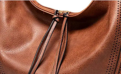 Clara's Timeless Versatility | Premium Leather Shoulder Bag 