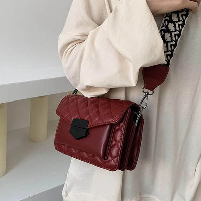 Clara Chic Daily Bag | Stylish Handbag for Everyday Use 