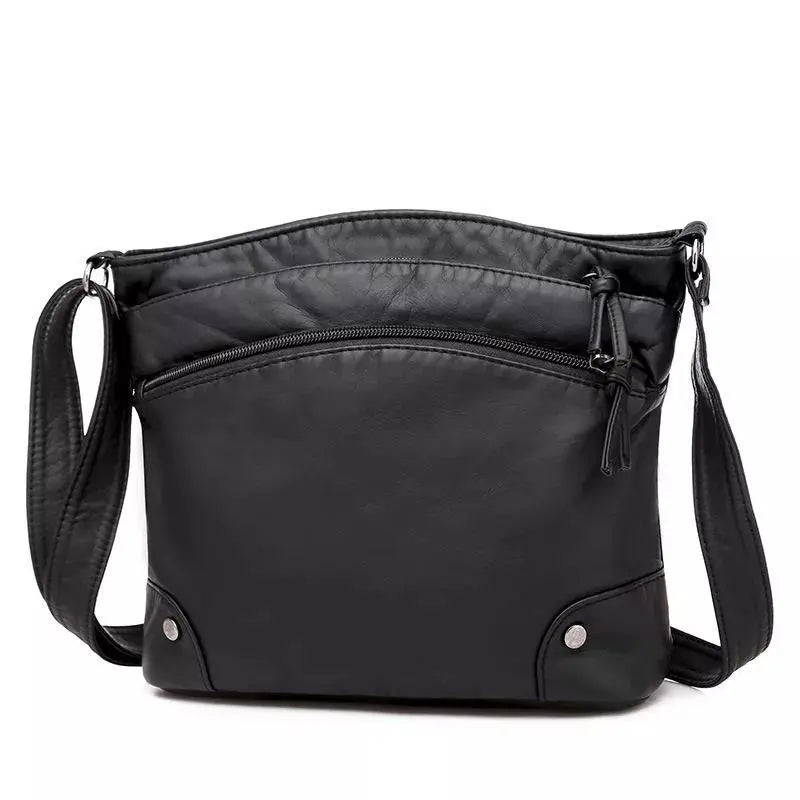 Clara's timeless elegance | Luxurious leather shoulder bag 